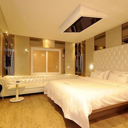 Songjeong Hotel 369 Busan Esterno foto