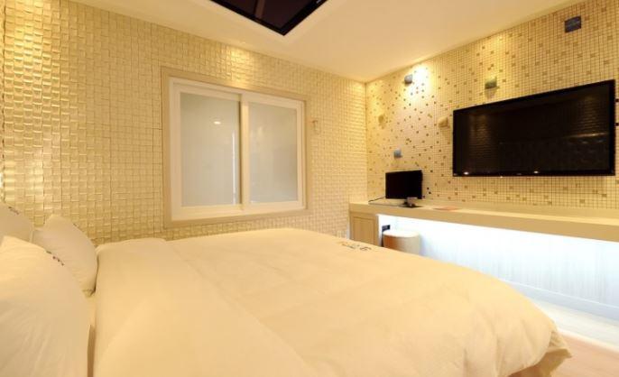 Songjeong Hotel 369 Busan Esterno foto