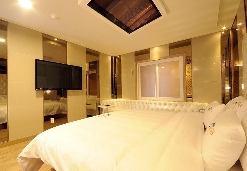Songjeong Hotel 369 Busan Esterno foto